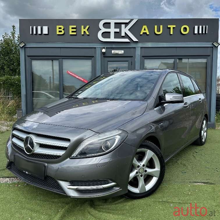2012' Mercedes-Benz B-Klasse photo #1