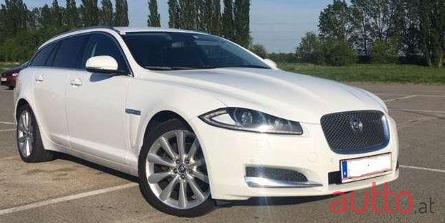 2013' Jaguar XK photo #3