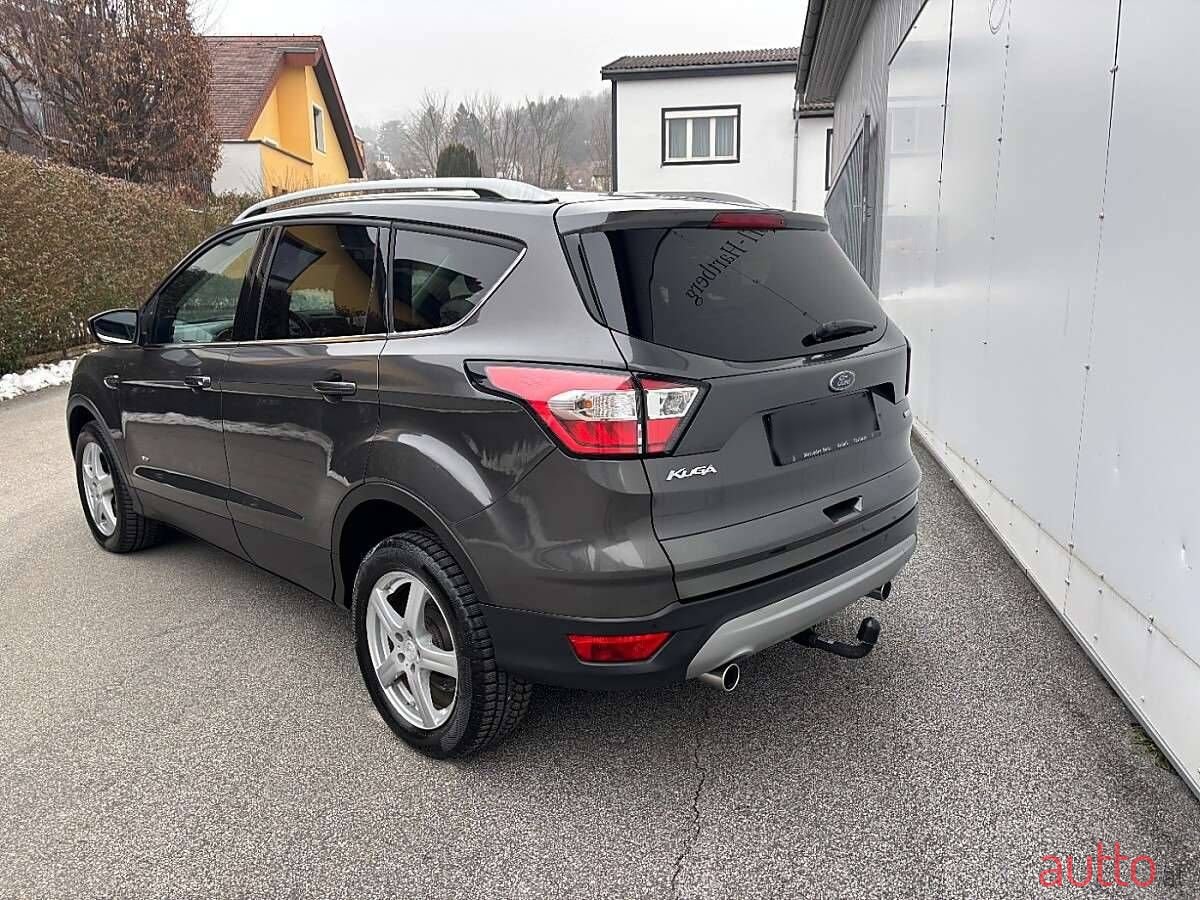 2017' Ford Kuga photo #6