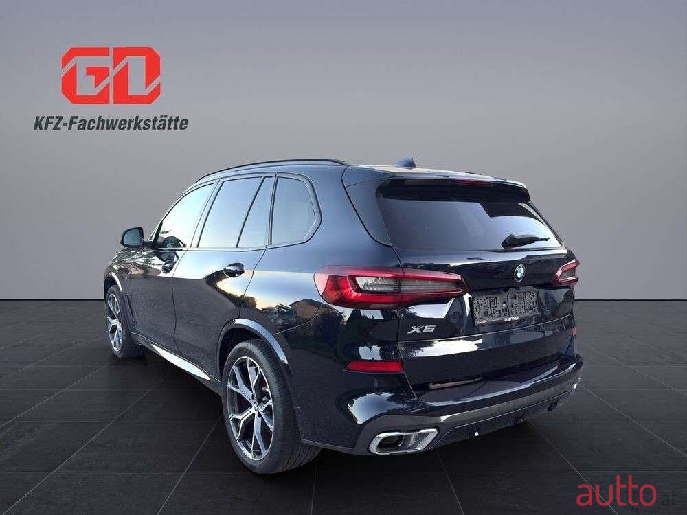 2021' BMW X5 photo #3