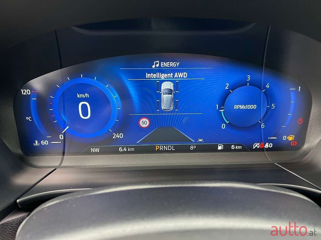 2022' Ford Kuga photo #4