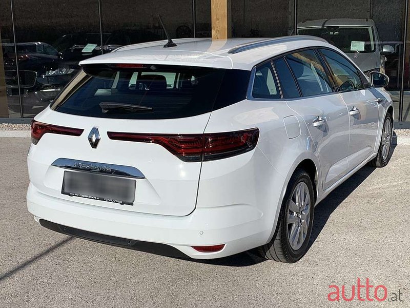 2021' Renault Megane photo #5