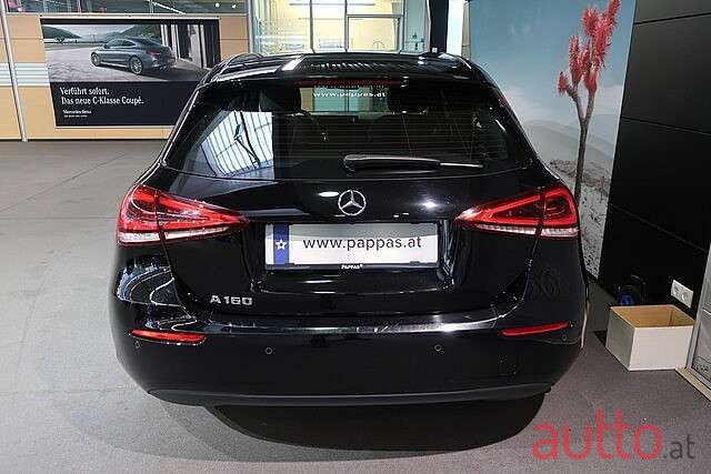 2022' Mercedes-Benz A-Klasse photo #3