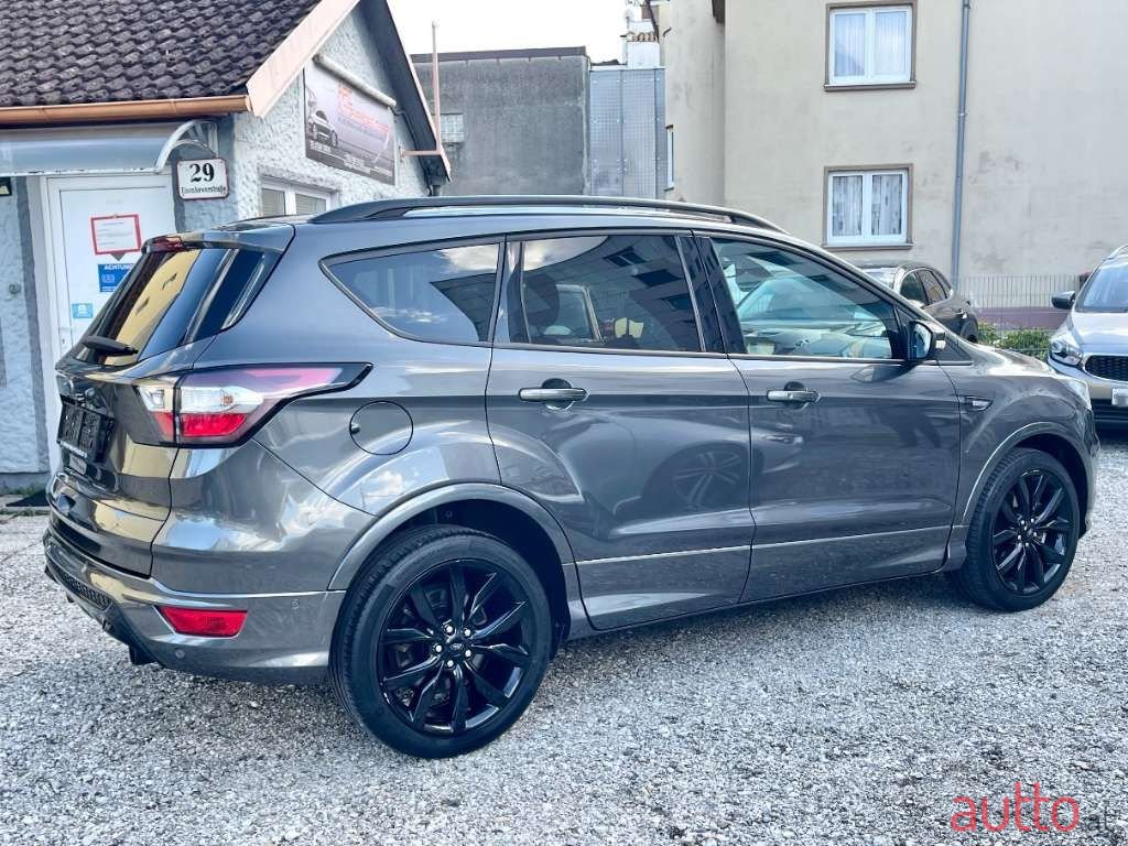 2017' Ford Kuga photo #4