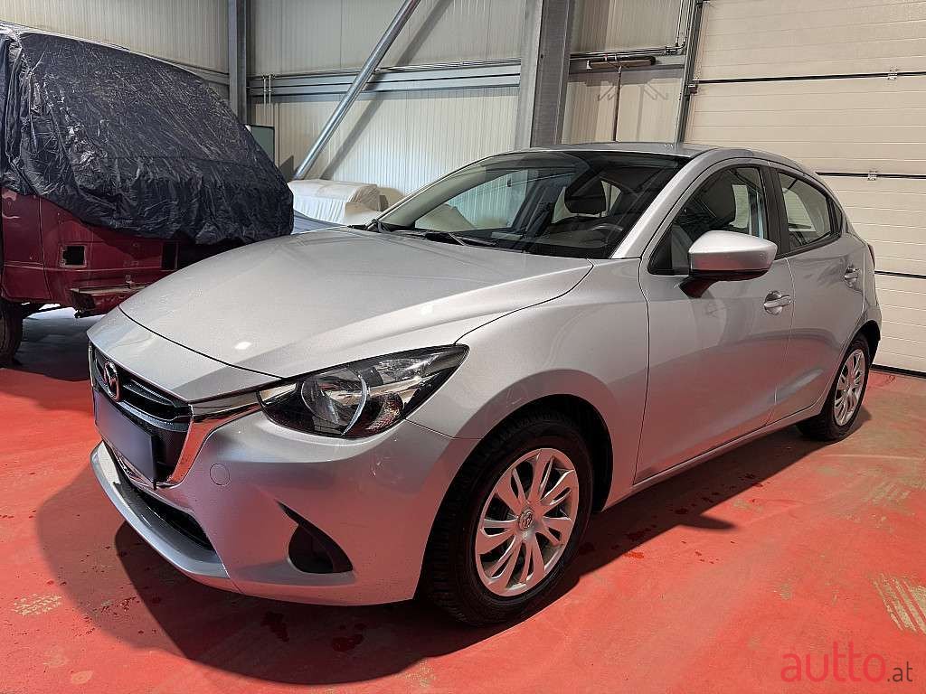 2017' Mazda Mazda2 photo #1