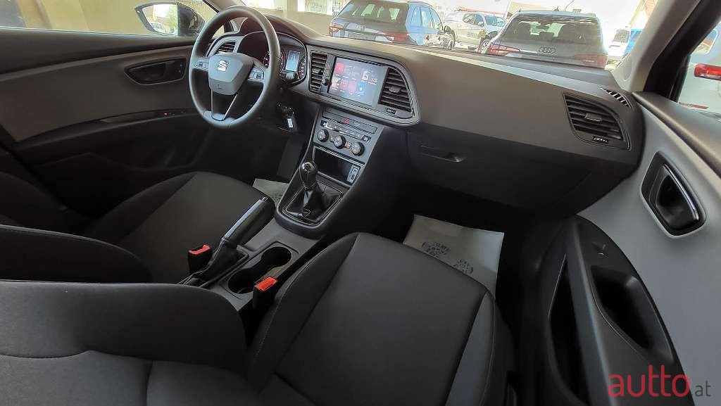 2018' SEAT Leon photo #4