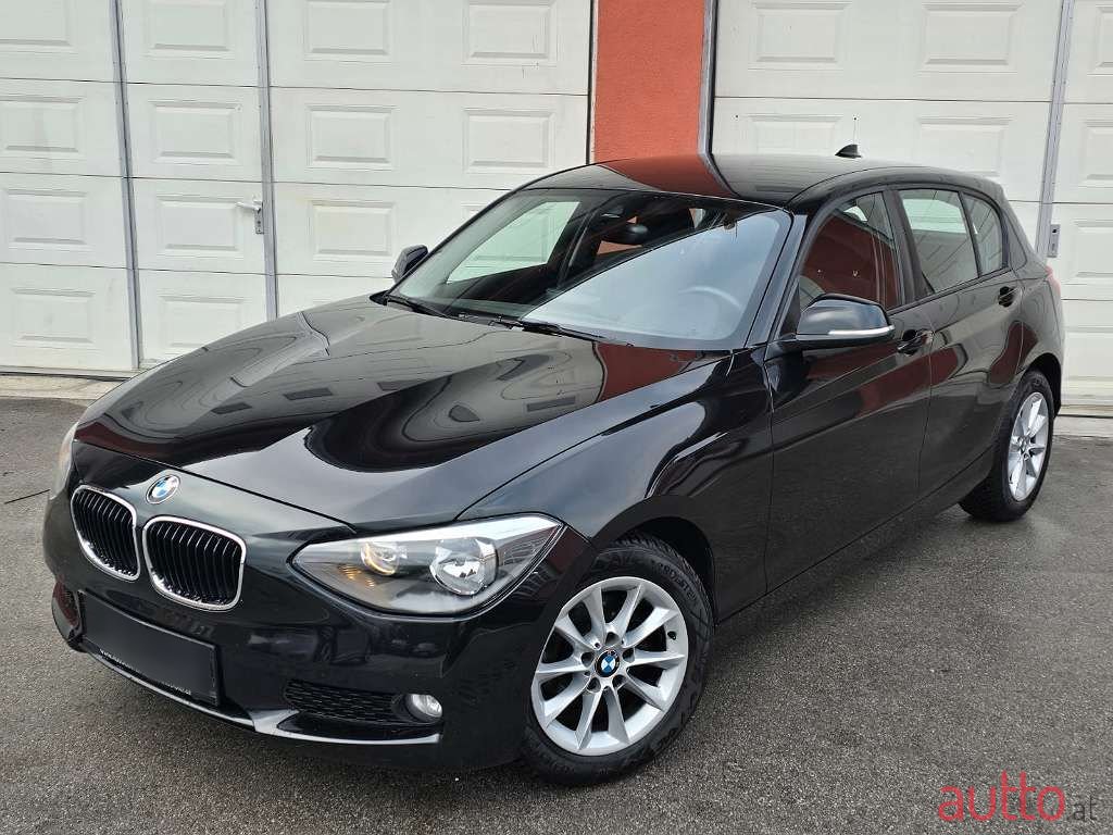 2011' BMW 1Er-Reihe photo #1