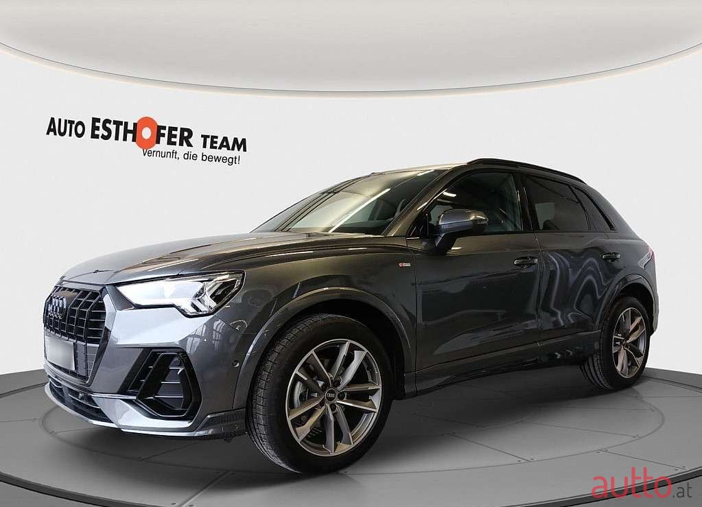 2022' Audi Q3 photo #1