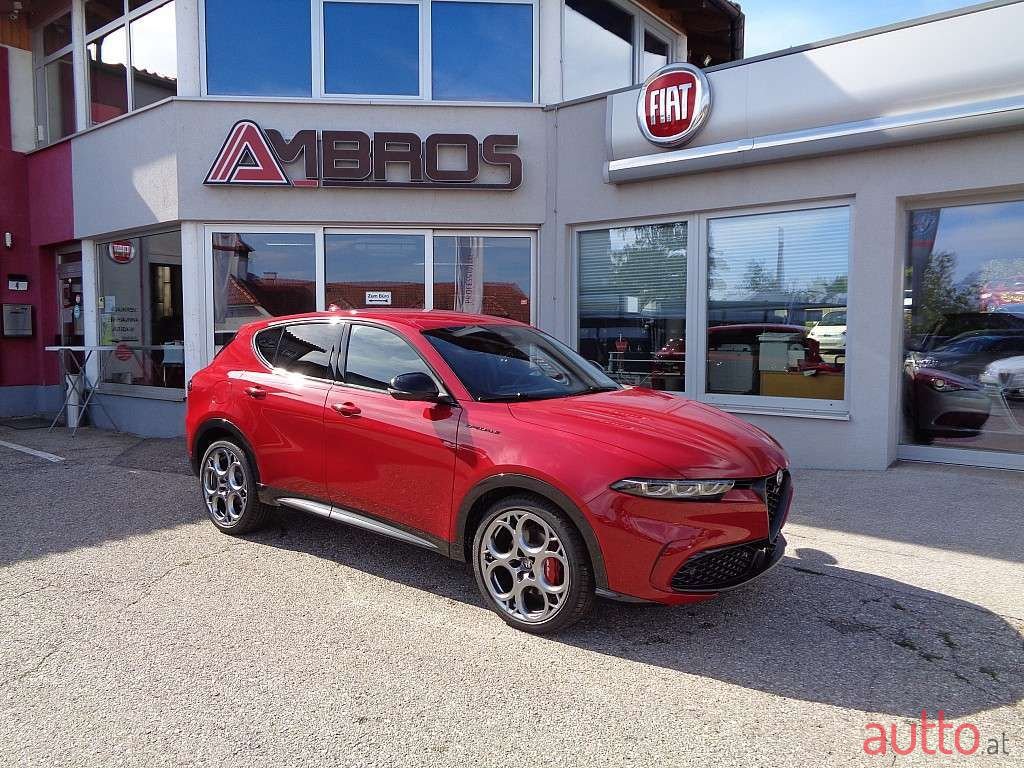 2022' Alfa Romeo Tonale photo #1