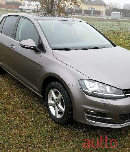 2013' Volkswagen Golf photo #2