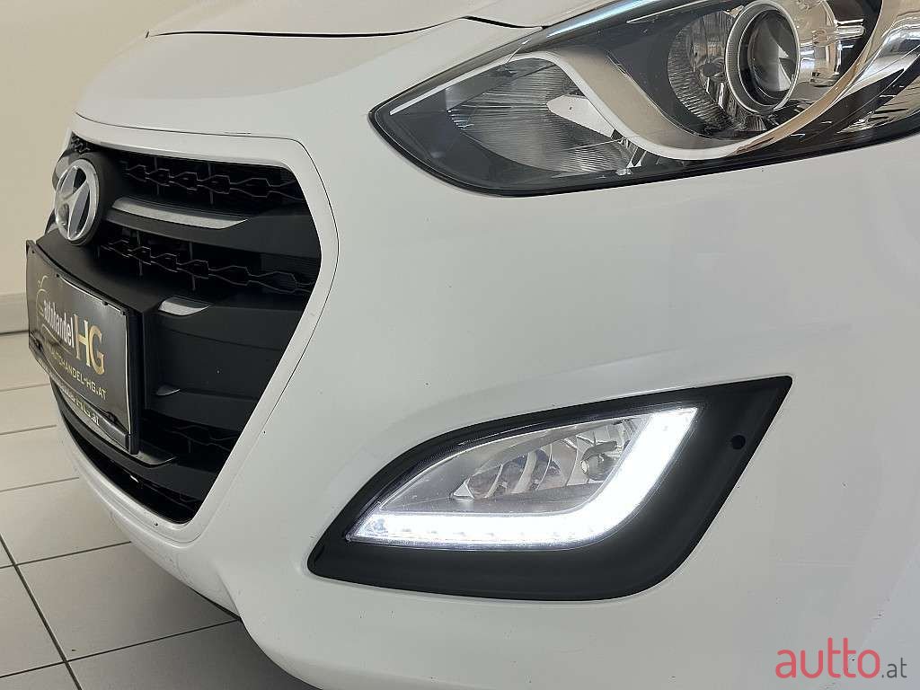 2015' Hyundai i30 photo #4