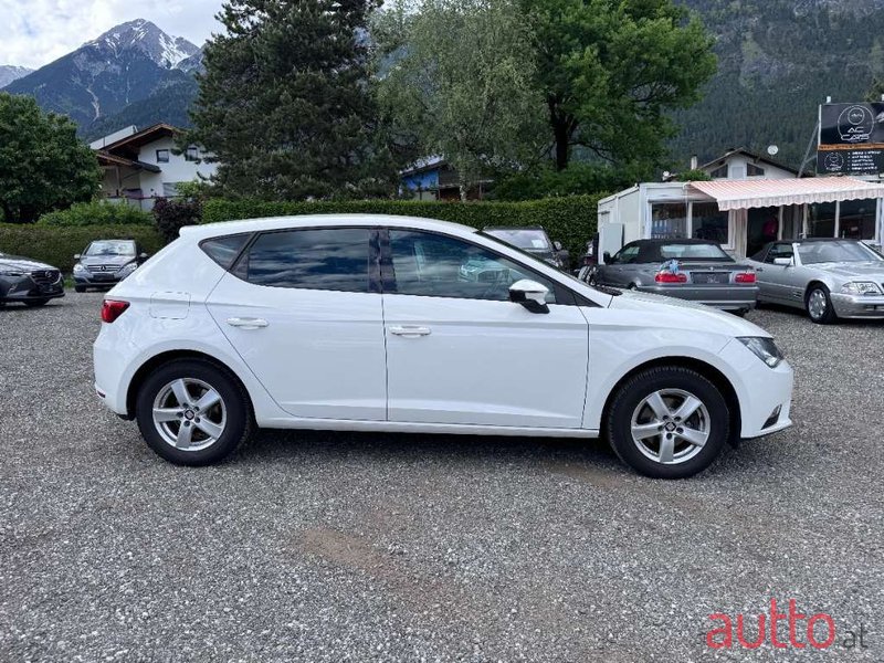 2016' SEAT Leon photo #3