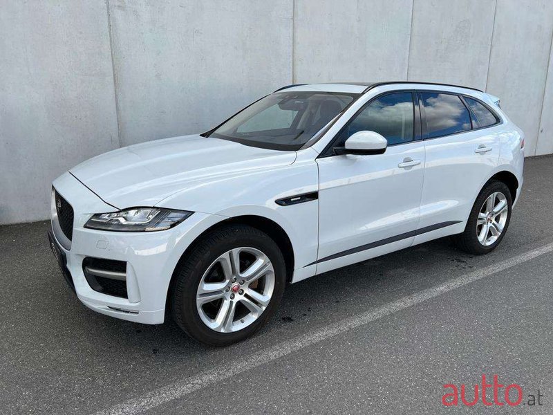 2016' Jaguar F-Pace photo #1