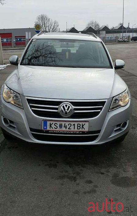 2008' Volkswagen Tiguan photo #1