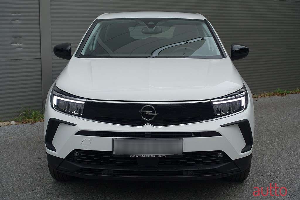 2022' Opel Grandland X photo #2