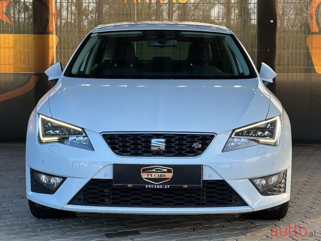 2013' SEAT Leon photo #2