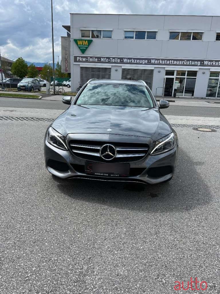 2016' Mercedes-Benz C-Klasse photo #3
