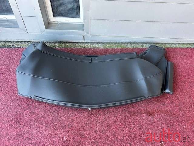 2018' Volkswagen Beetle photo #6