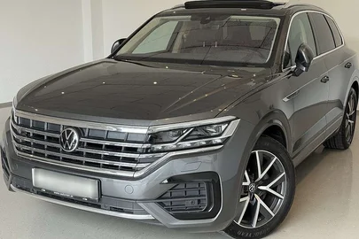 2022' Volkswagen Touareg