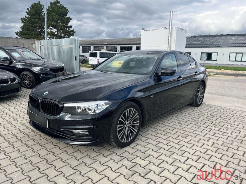 2017' BMW 5Er-Reihe photo #1