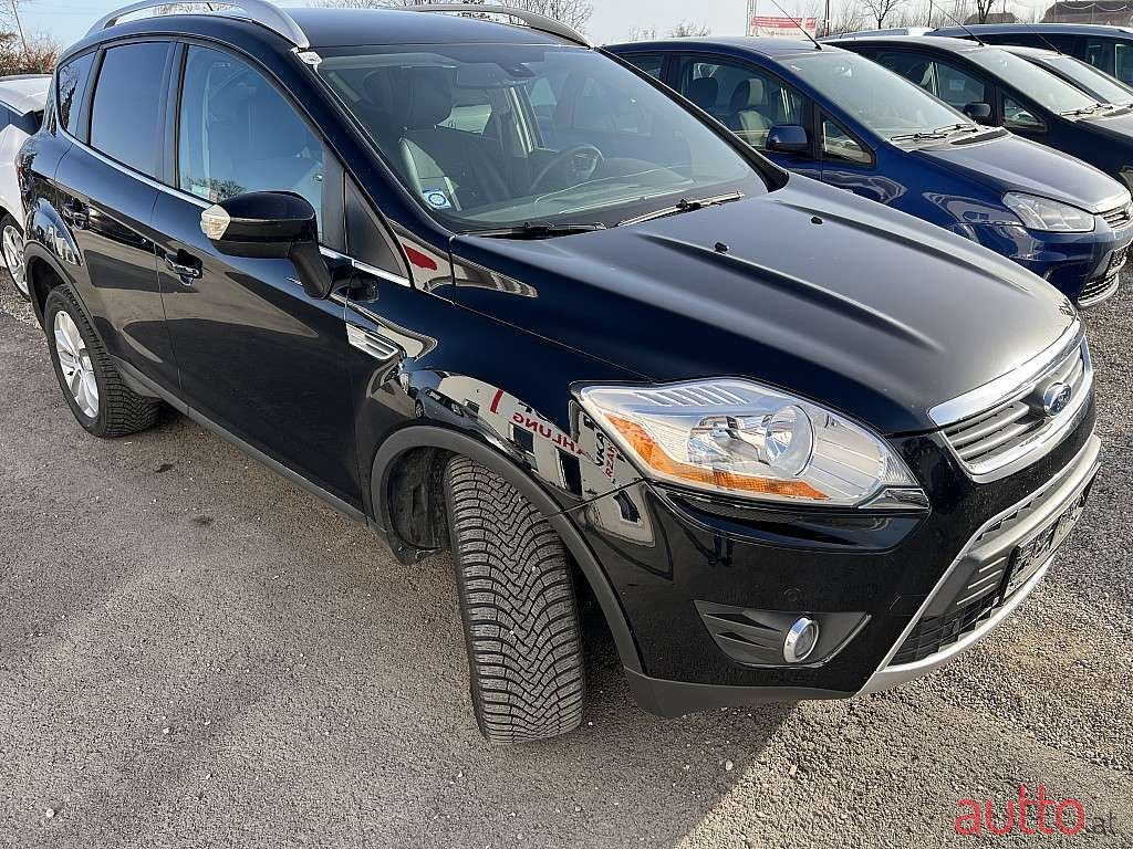 2011' Ford Kuga photo #6