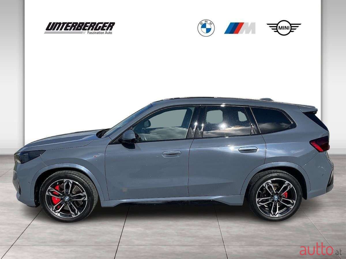 2024' BMW iX1 photo #3