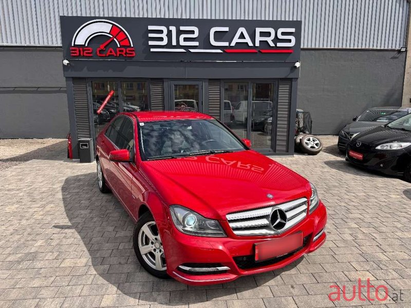 2011' Mercedes-Benz C-Klasse photo #4