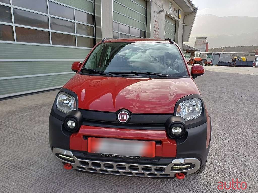 2015' Fiat Panda photo #2