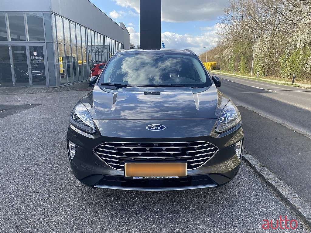 2022' Ford Kuga photo #1