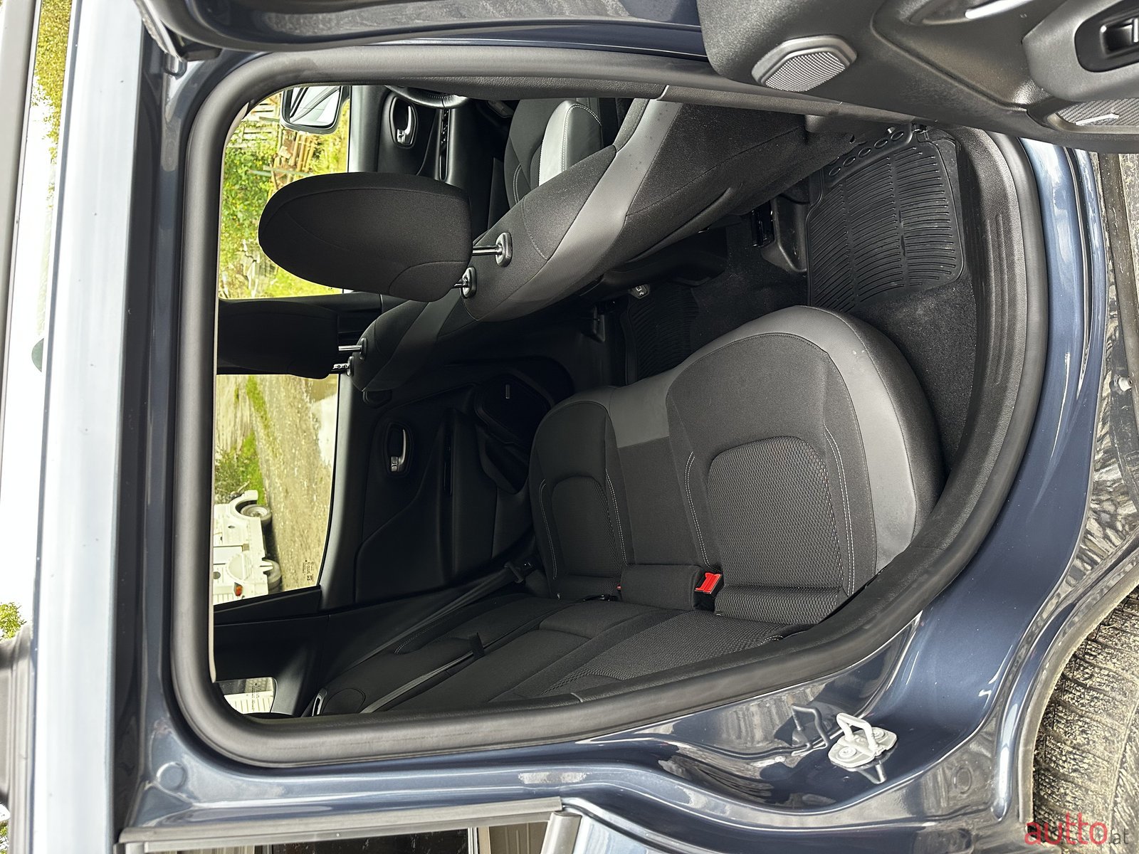 2021' Jeep Renegade 4xe Limited photo #6