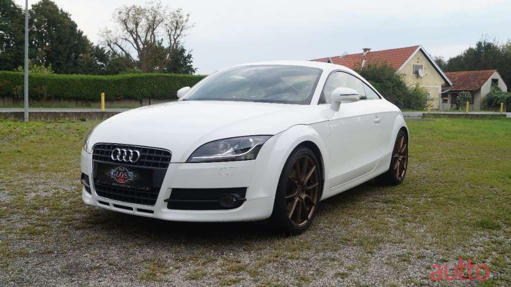 2009' Audi TT photo #1