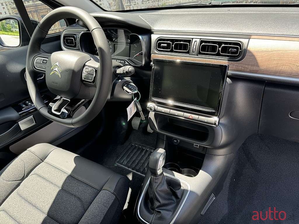 2024' Citroen C3 photo #6
