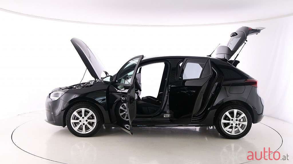 2022' Opel Corsa photo #2