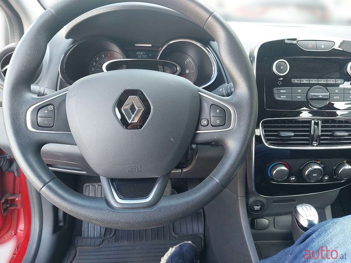 2016' Renault Clio photo #6