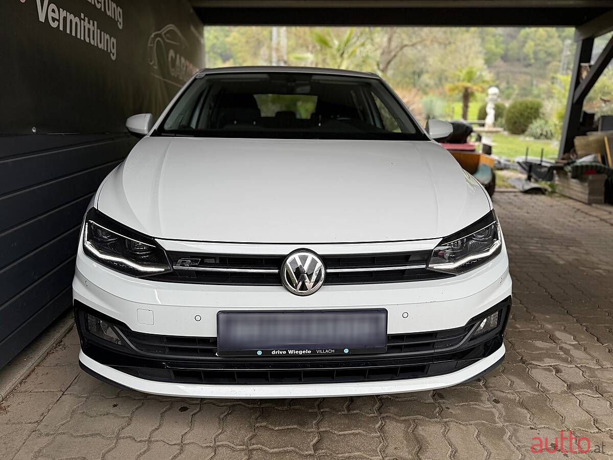 2018' Volkswagen Polo photo #2