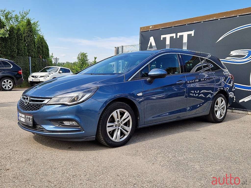 2016' Opel Astra photo #4