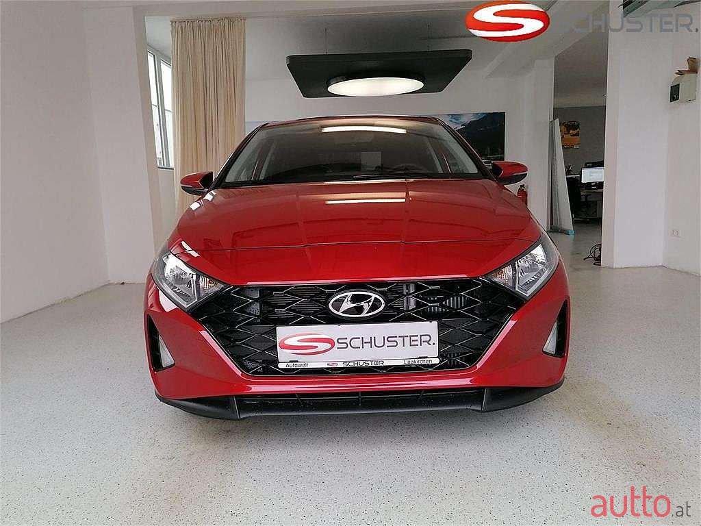 2022' Hyundai i20 photo #2