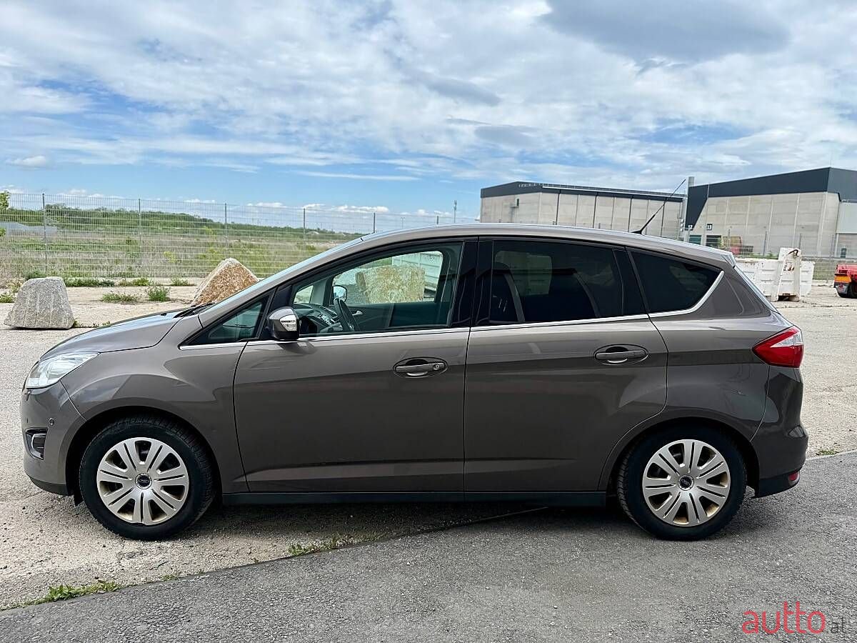 2014' Ford C-MAX photo #2