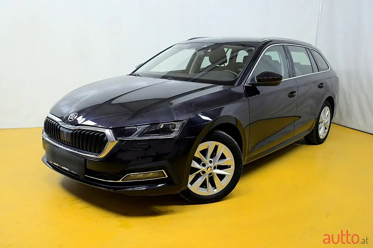 2021' Skoda Octavia photo #1