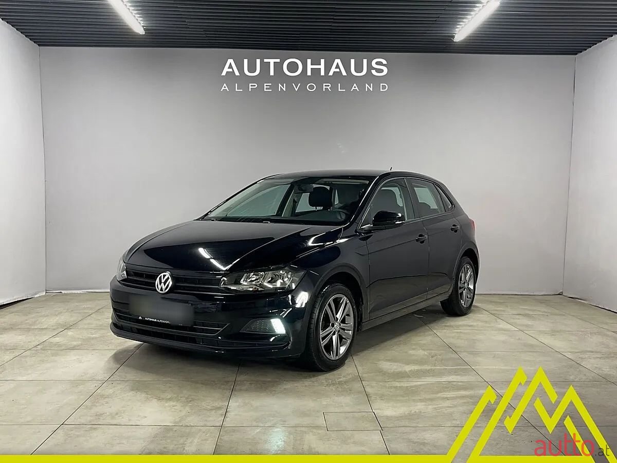 2019' Volkswagen Polo photo #1