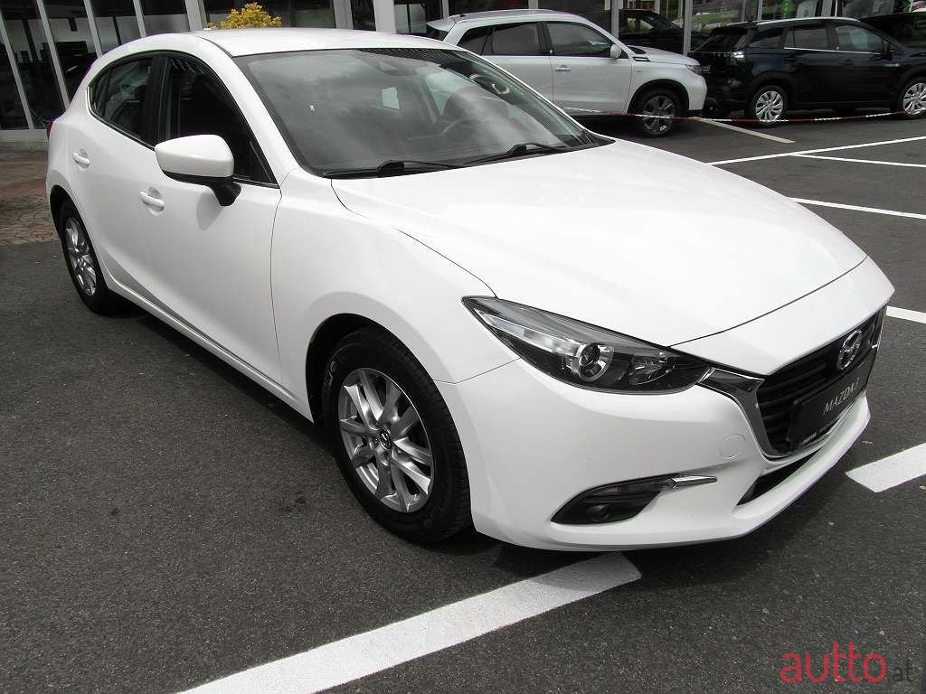 2017' Mazda Mazda3 photo #5