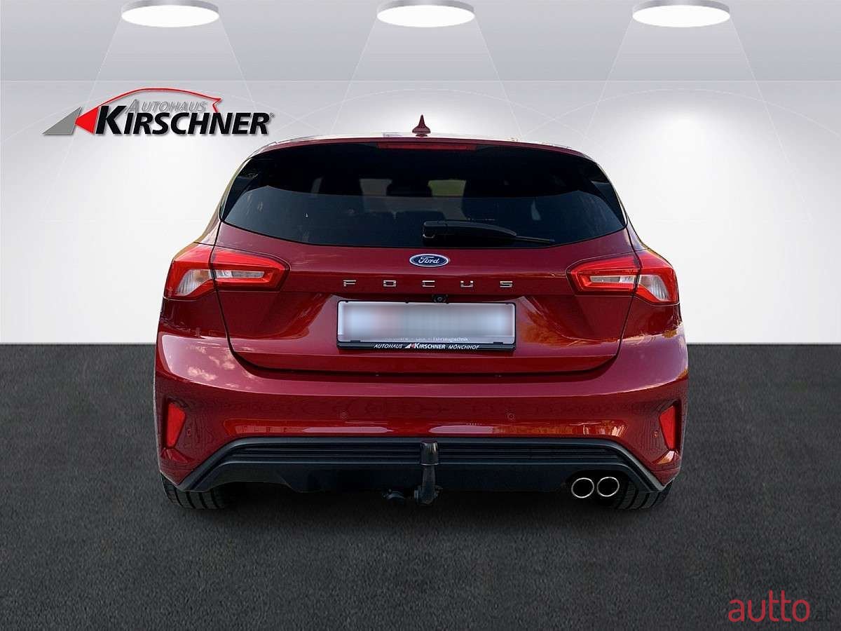 2018' Ford Focus photo #4