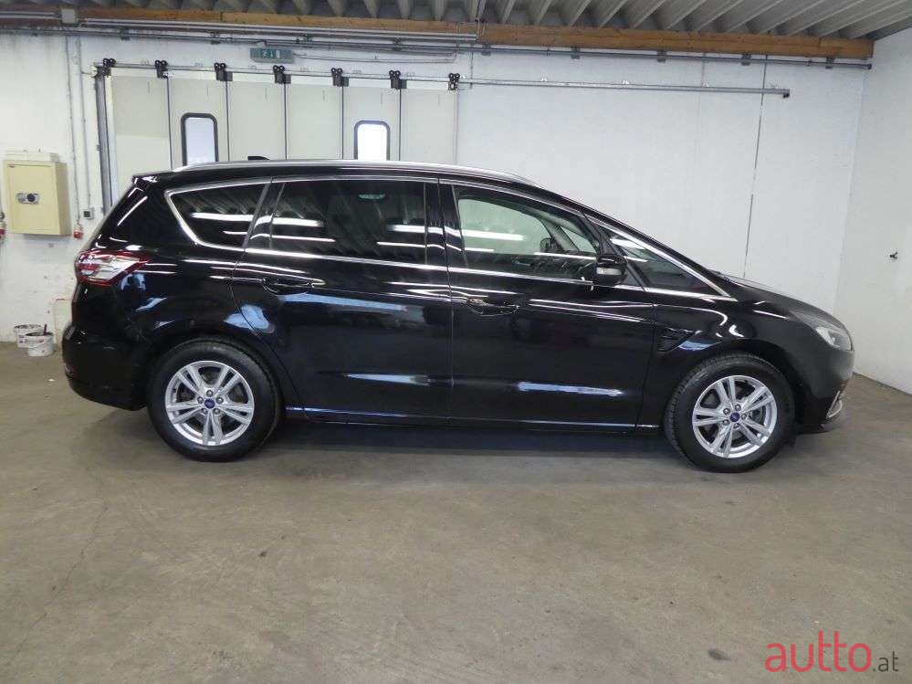 2022' Ford S-Max photo #5