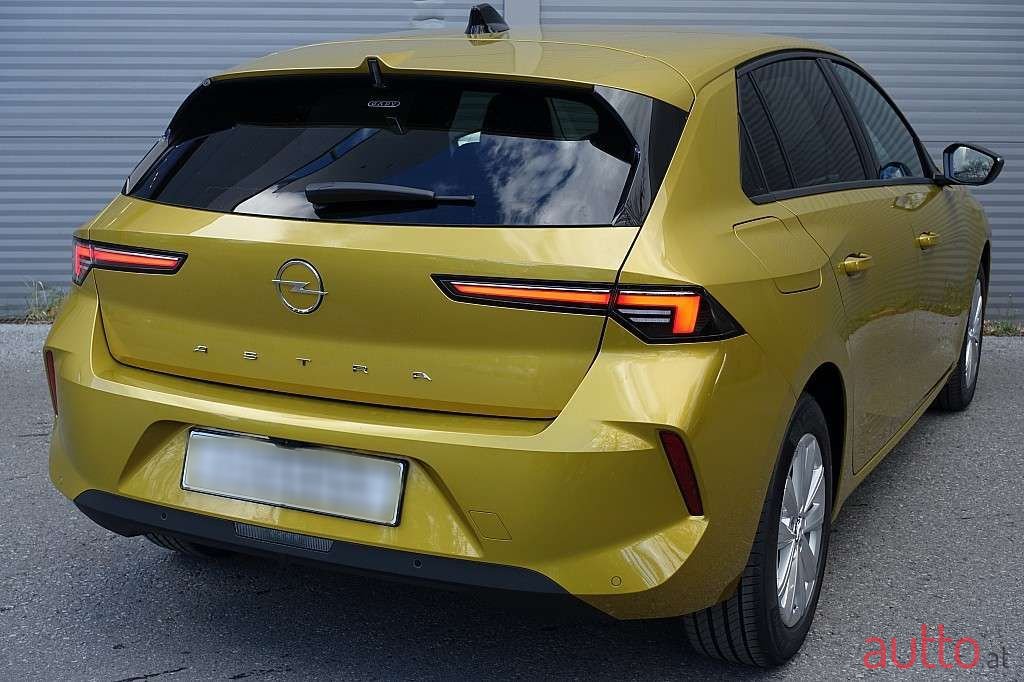 2023' Opel Astra photo #4