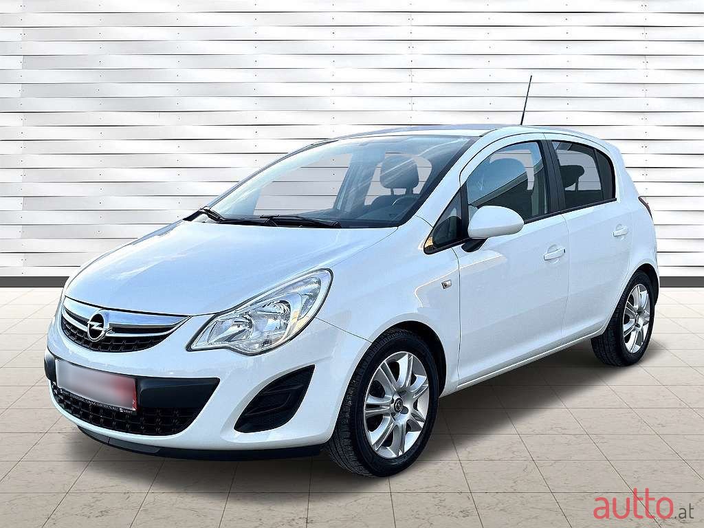 2013' Opel Corsa photo #1