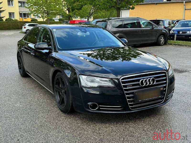 2010' Audi A8 photo #1