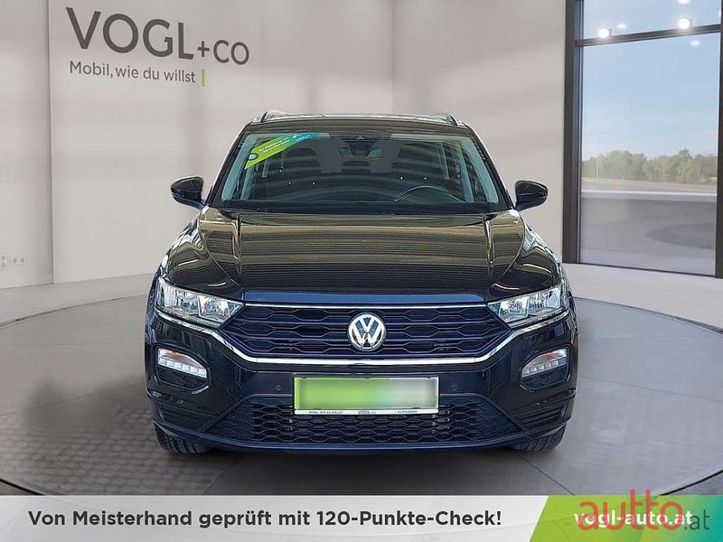 2018' Volkswagen T-Roc photo #2
