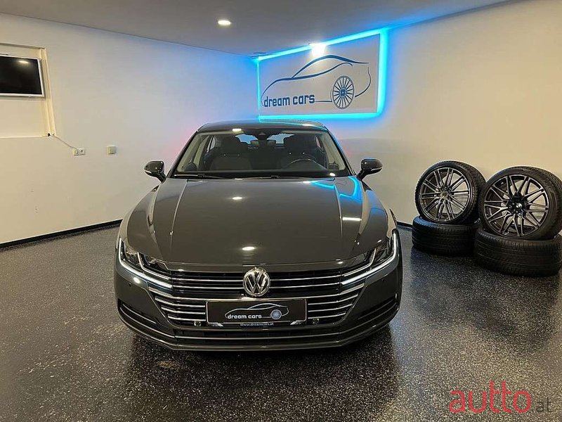 2018' Volkswagen Arteon photo #3