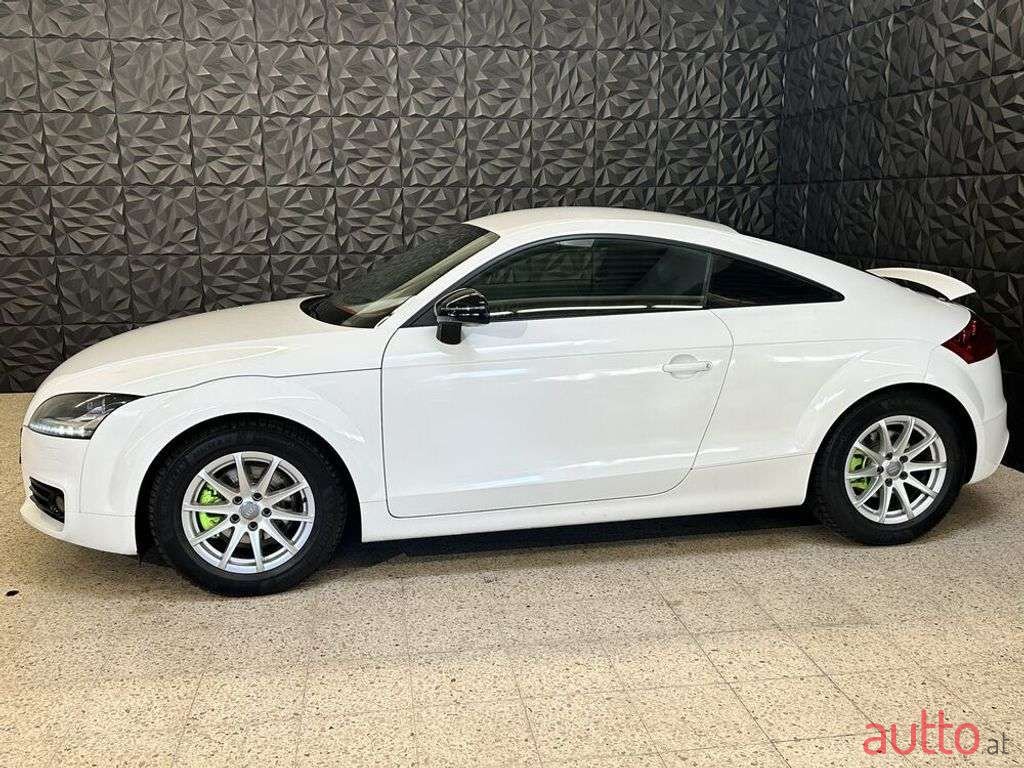 2011' Audi TT photo #5