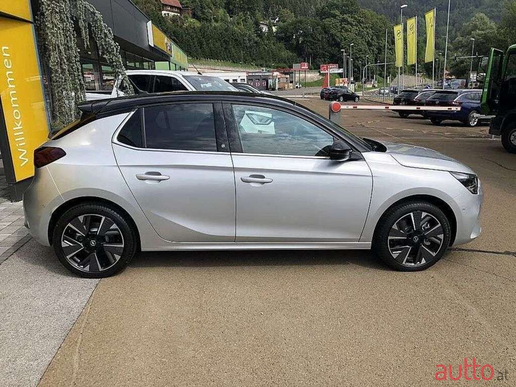2022' Opel Corsa photo #5
